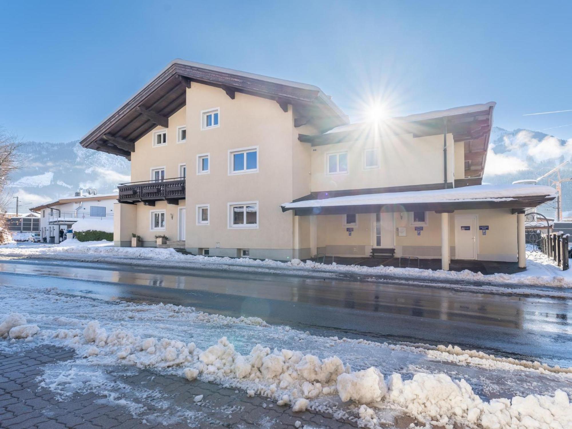 Апартаменты Brixen 1 Бриксен-им-Тале Экстерьер фото